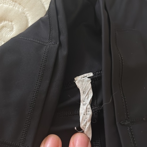 Lululemon Fast & Free 7/8 Tight II *Non-Reflective Nulux 25"
Black - Picture 8 of 10